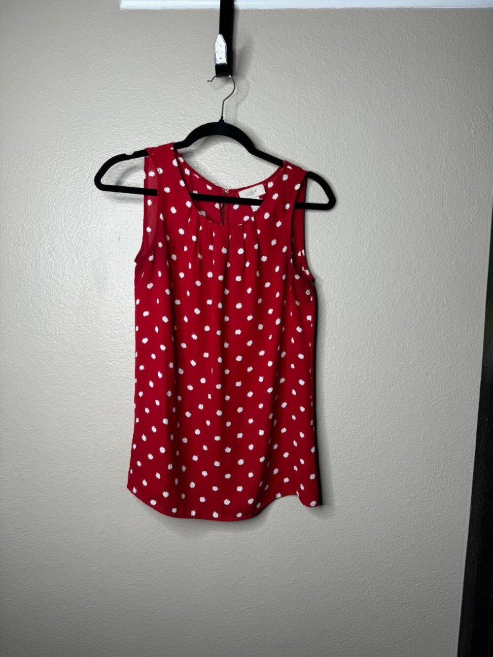 Loft Outlet Red Sleeveless Polka Dot Blouse XS Lightweight Polyester Summer